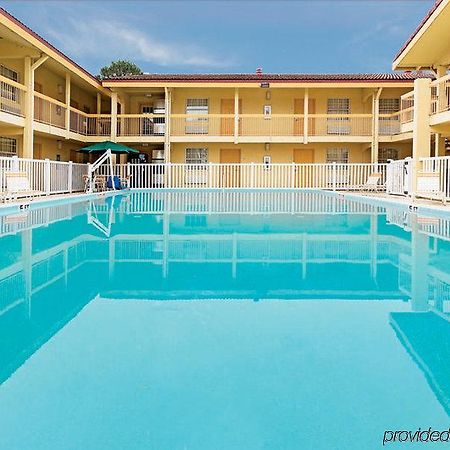 Days Inn By Wyndham Jacksonville Baymeadows Exterior foto